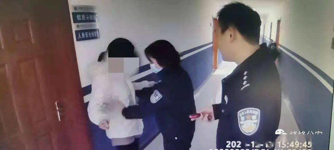 2025新澳门王中王正版和女子强拽小孩被刑拘与女子强拽小孩被刑拘视频
