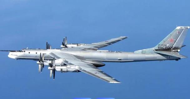 2025新澳门王中王正版和俄轰炸乌军工企业与俄罗斯轰炸乌克兰
